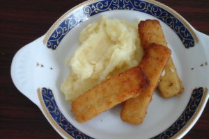 Piure de cartofi  cu batoane de calamar