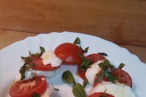 Salata Caprese