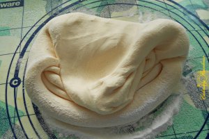 Desert pasta de zahar pentru decorat