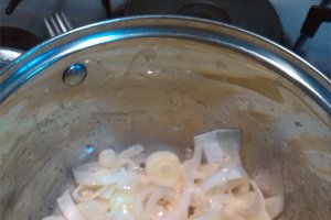 Supa crema de morcovi cu praz