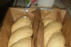 Desert cozonac pufos cu finetti si nuca