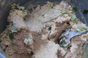 Chiftelute de legume (la cuptor) cu piure de morcovi
