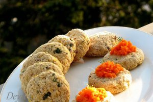 Chiftelute de legume (la cuptor) cu piure de morcovi