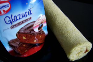 Rulada cu gem de gutui