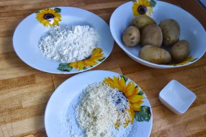 Gnocchi de cartofi