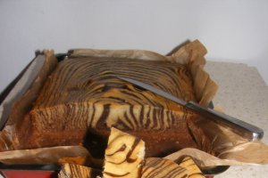 Chec "zebra" cu pudra de roscove