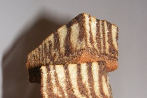 Chec "zebra" cu pudra de roscove