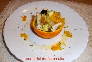 SALATA DE PUI IN PORTOCALA
