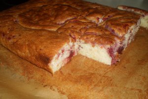Prajitura cu dulceata de zmeura