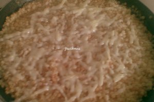 cus - cus si afumatura cu salata de ardei copti