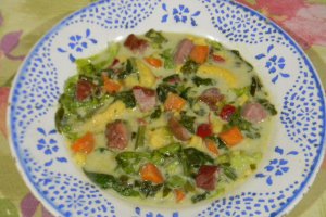 Supa cu spanac si salata verde