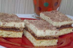 Prajitura cu mere, biscuiti digestivi si crema de vanilie