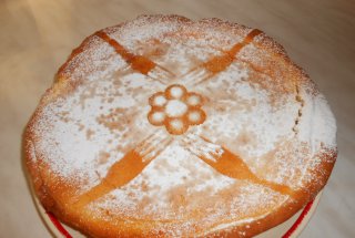 Eierschecke-prajitura cu branza si crema de oua
