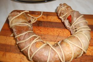 Rulada de pastrama cu cabanos