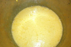 Reteta de rulouri delicioase umplute cu crema de vanilie