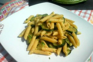 Paste cu zucchine romanesche