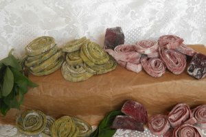 Tagliatelle cu leurda si sfecla