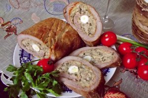 Ruladă din muşchiuleţ de porc