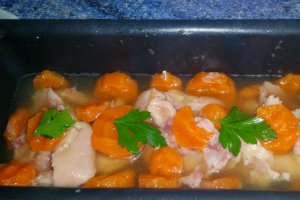 Racitura combinata de pui si de porc