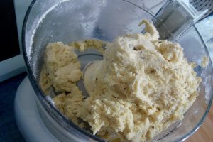 Cosulete cu crema de branza si leurda