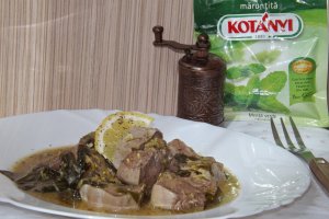 Stufat din limba de porc cu menta, leurda si lamaie