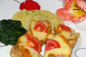 Snitel Alexander-cu porc si cascaval afumat