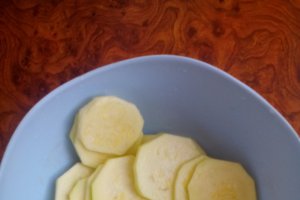 Mazare scazuta cu dovlecei pane