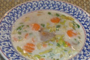 Ciorba de miel reteta cu tarhon si salata verde