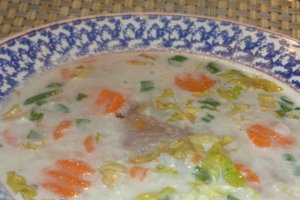 Ciorba de miel reteta cu tarhon si salata verde