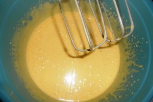 Chec cu banane caramelizate si stafide - pentru Bucatarasi