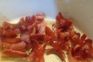 Spanac scazut cu carnaciori de bere