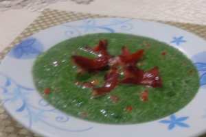 Spanac scazut cu carnaciori de bere
