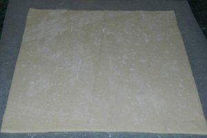 Saratele patratele cu bacon si branza de burduf