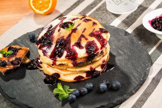 Pancakes cu afine la Breville Panini Maker- reteta video