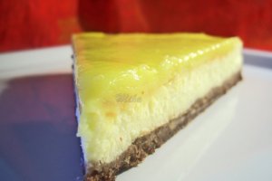 Cheesecake with lemon curd