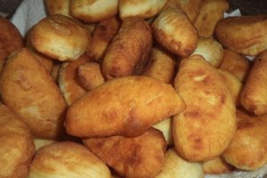 Minilangosi cu branza si marar