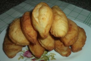 Minilangosi cu branza si marar