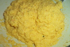 Ciorba de galuste cu rosii si busuioc