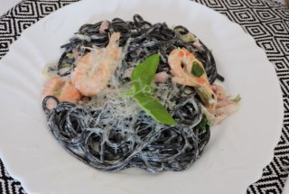 Paste negre cu creveti