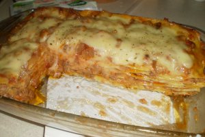 Lasagna cu carne tocata