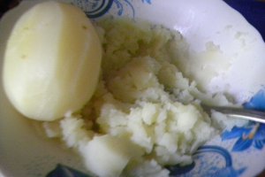 File de Tilapia în crustă de cartofi