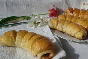 Pariziene cu dulceata de nuci verzi