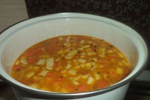 Ciorba de perisoare cu bors si leustean