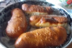 Gogosi rulate cu branza