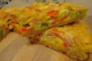 Tarta cu legume si sunca