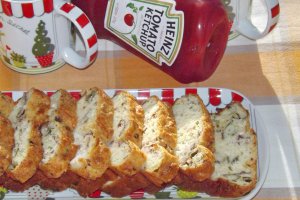 Chec aperitiv cu branza si loboda