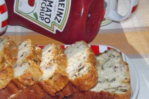 Chec aperitiv cu branza si loboda