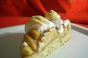 Tarta cu mere si bezea