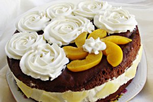 Tort cu fructe din compot - reteta cu nr. 600