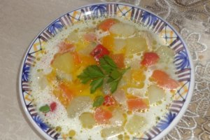 Ciorba de gaina cu gulioare